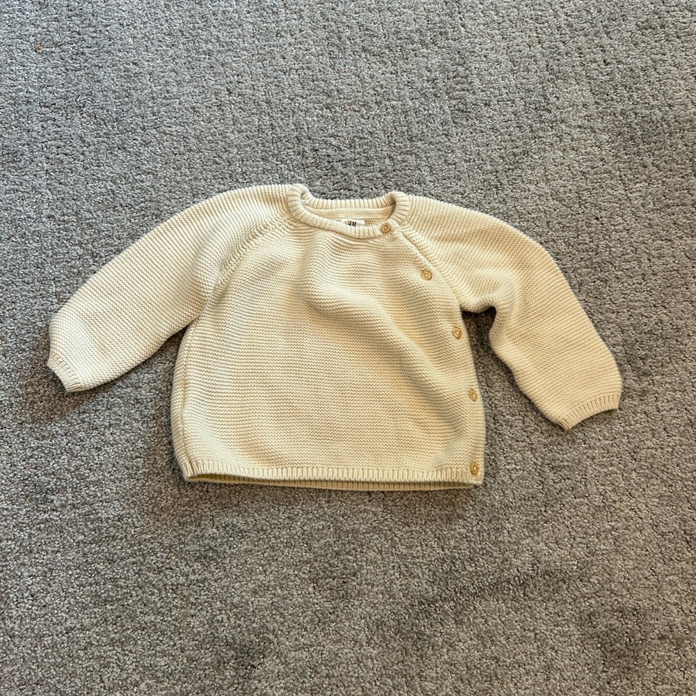 H&M Cream Crew Neck Sweater Baby 4-6 months